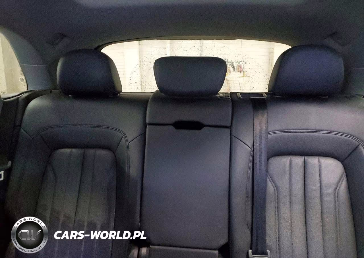 2018 Audi Q5 Premium Plus VIN:WA1BNAFY6J2153575 - 10