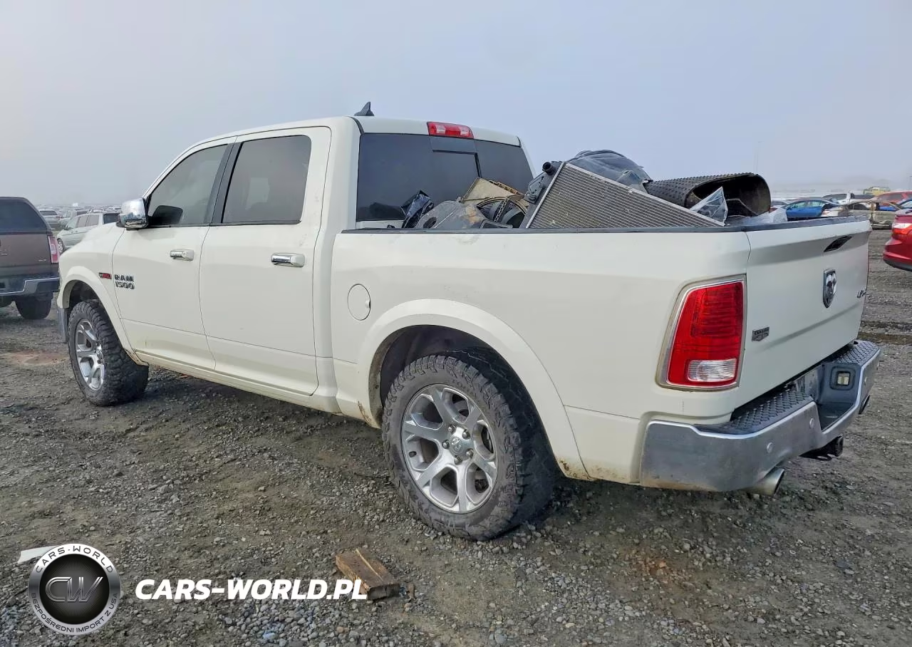 2018 Ram 1500 Laramie VIN:1C6RR7NM7JS354371 - 2