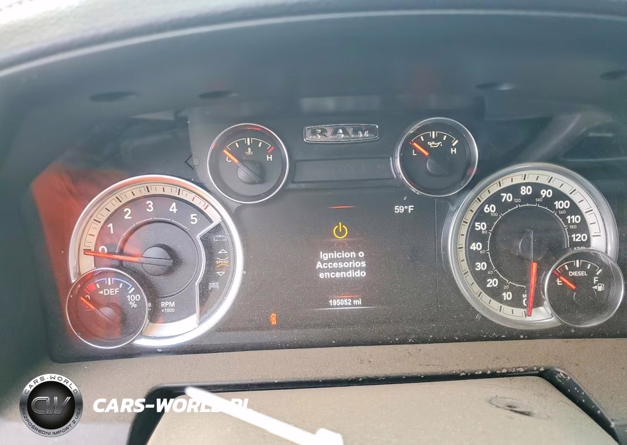 2018 Ram 1500 Laramie VIN:1C6RR7NM7JS354371 - 9
