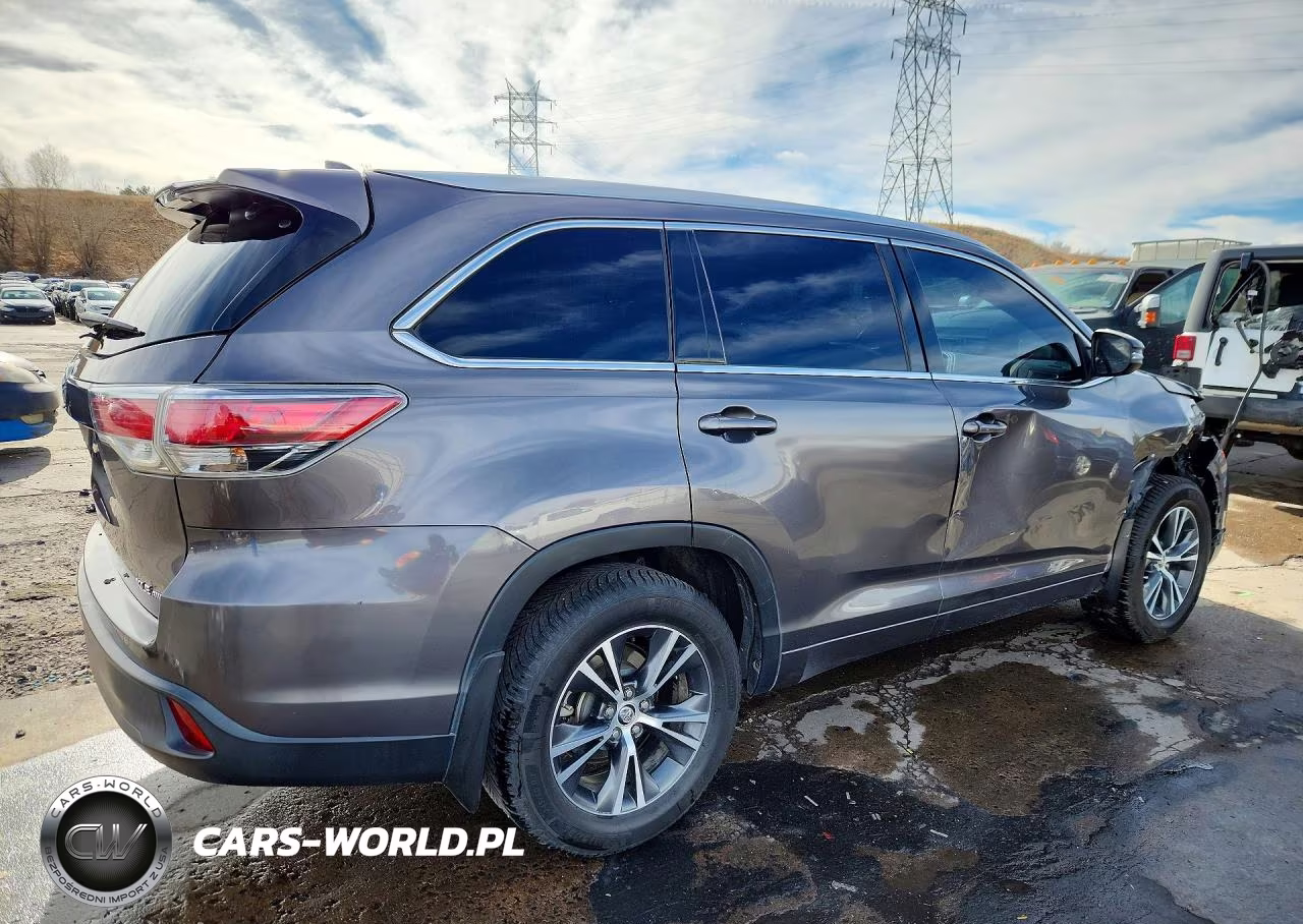 2016 Toyota Highlander Xle VIN:5TDJKRFH0GS250491 - 3