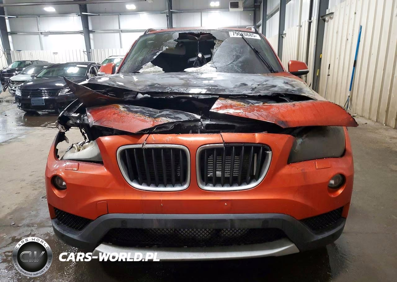 2014 BMW X1 xDrive28I VIN:WBAVL1C56EVY14638 - 5