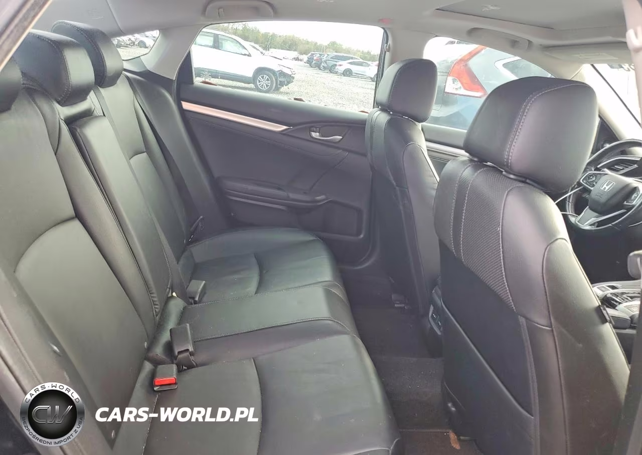 2016 Honda Civic Touring VIN:19XFC1F92GE020328 - 10