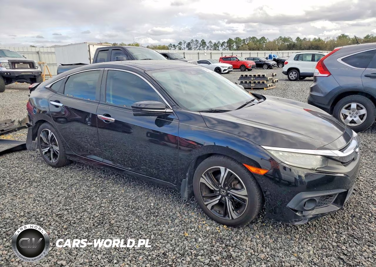 2016 Honda Civic Touring VIN:19XFC1F92GE020328 - 4