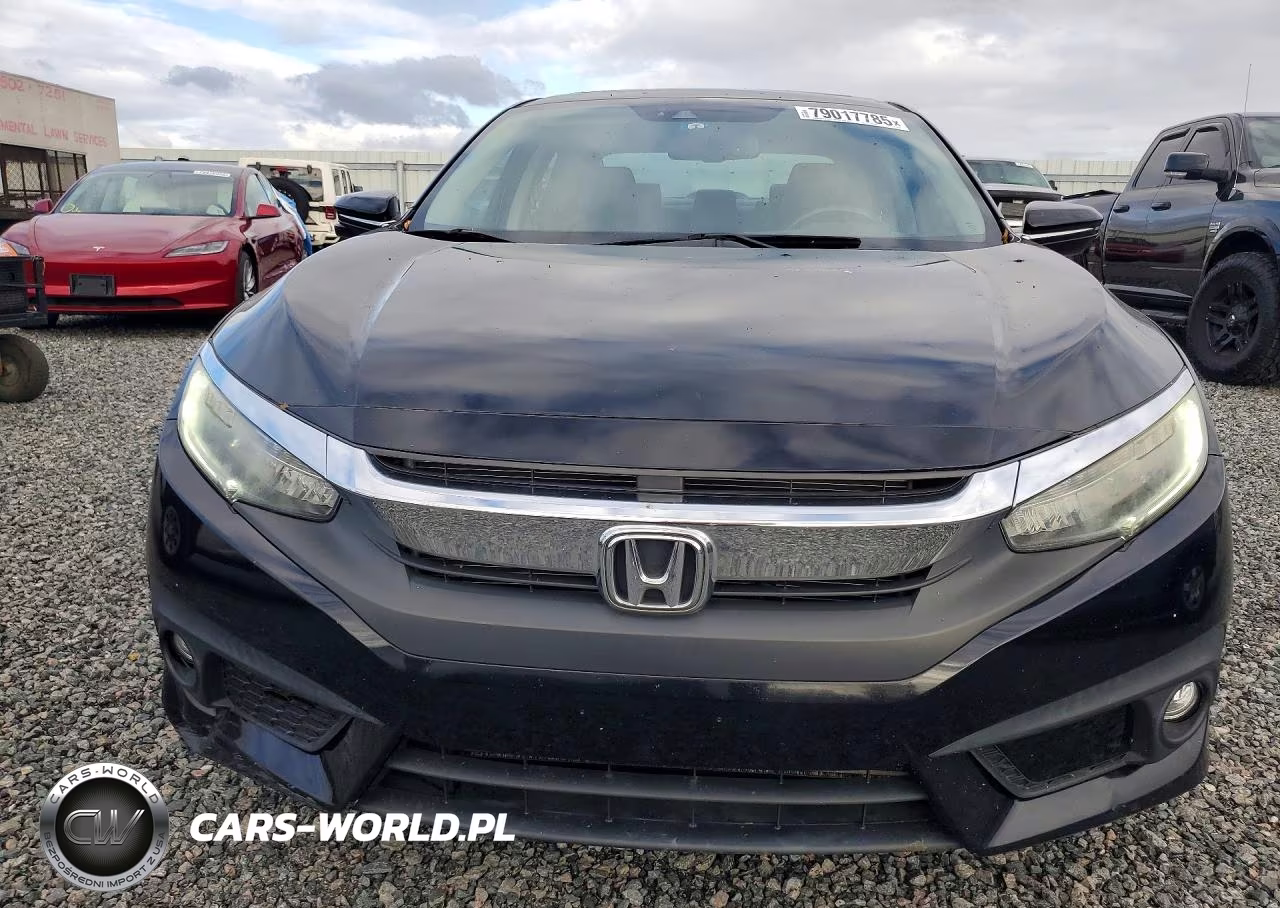 2016 Honda Civic Touring VIN:19XFC1F92GE020328 - 5