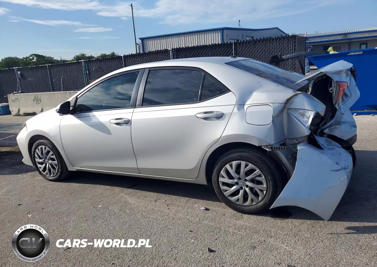 2018 Toyota Corolla Se VIN:5YFBURHE0JP837551 - 2