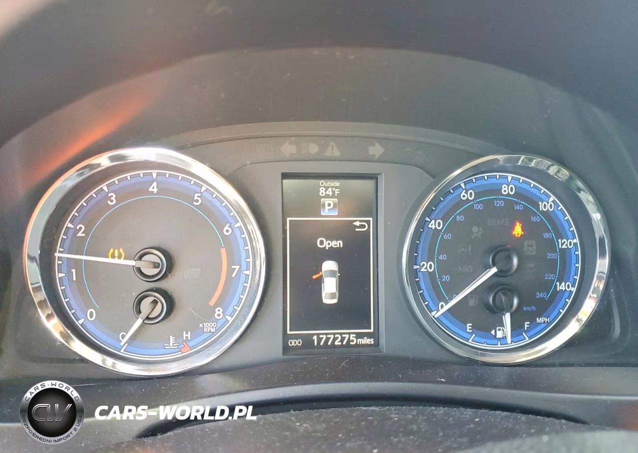 2018 Toyota Corolla Se VIN:5YFBURHE0JP837551 - 9