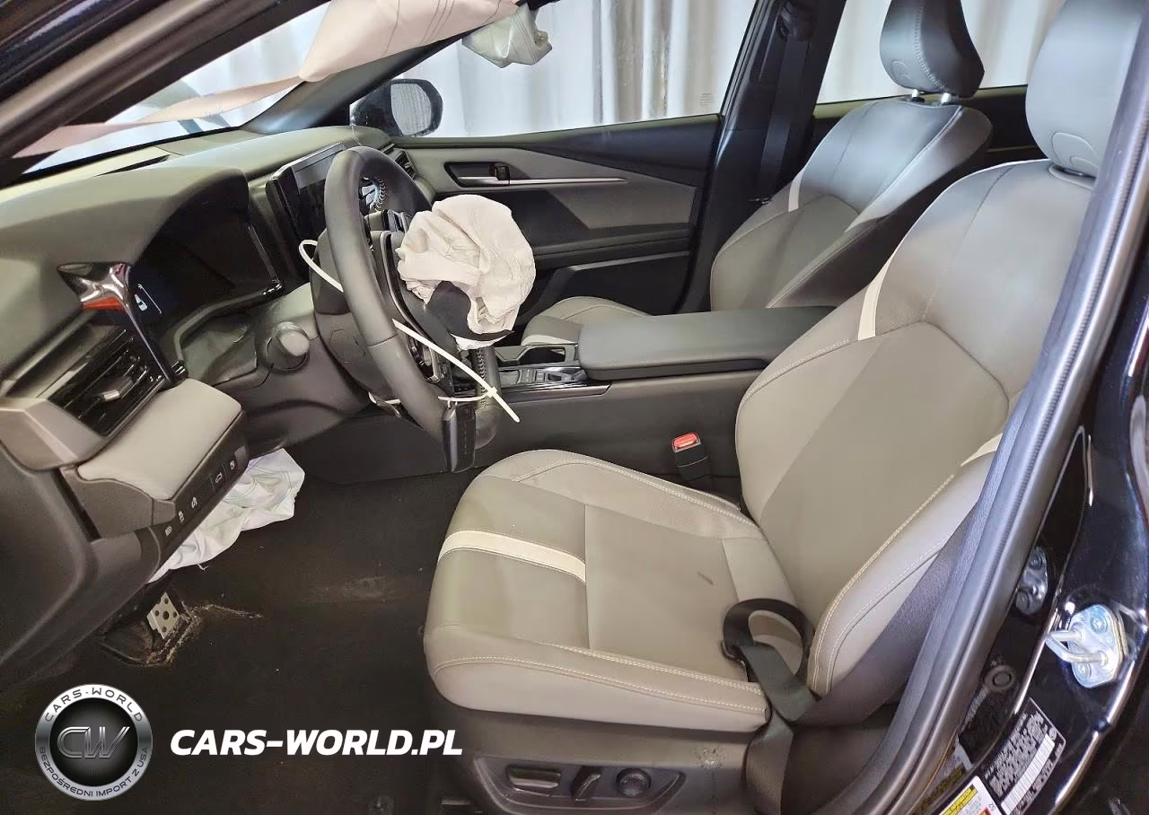 2025 Toyota Camry Se VIN:4T1DBADK9SU539463 - 7
