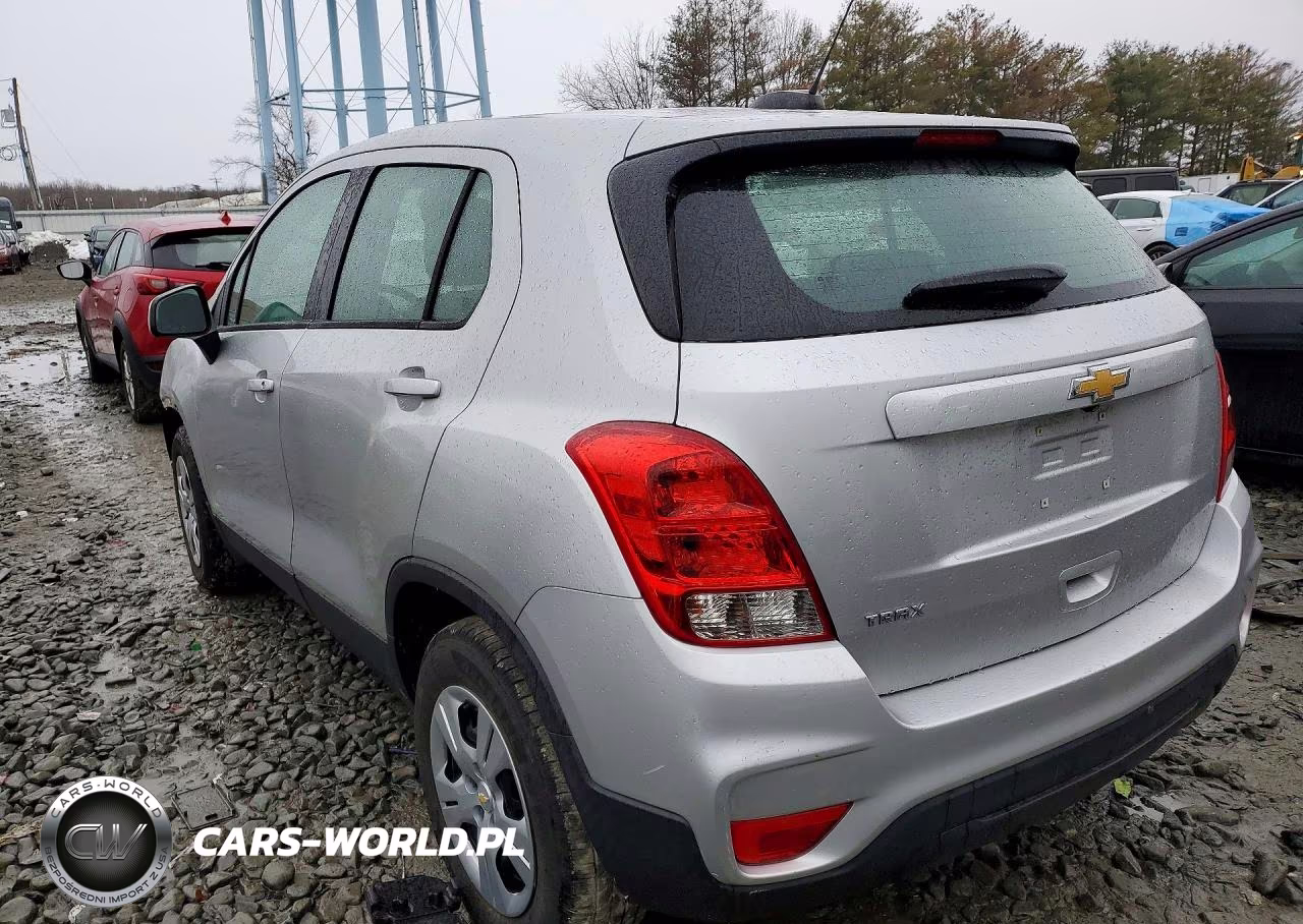 2018 Chevrolet Trax Ls VIN:KL7CJKSB5JB593152 - 2