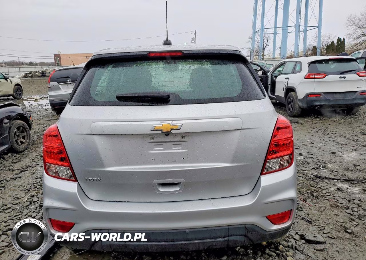 2018 Chevrolet Trax Ls VIN:KL7CJKSB5JB593152 - 6