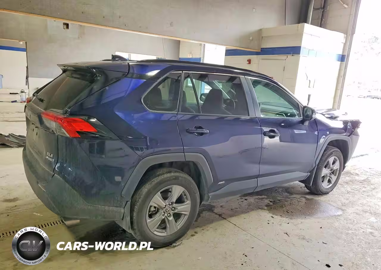 2024 Toyota Rav4 Hybrid Xle VIN:2T3RWRFV8RW200372 - 3