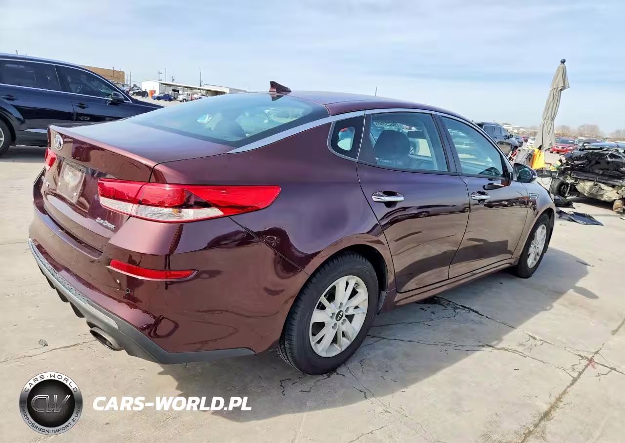 2019 Kia Optima Lx VIN:5XXGT4L3XKG282815 - 3