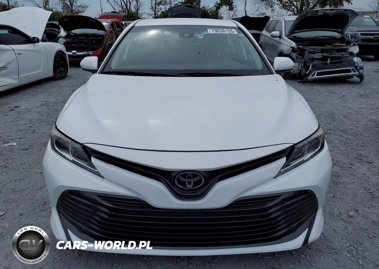 2020 Toyota Camry Le VIN:4T1C11AK7LU306329 - 5