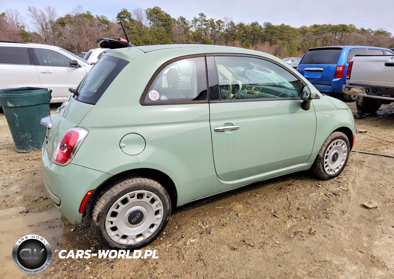 2015 Fiat 500 Pop VIN:3C3CFFAR2FT613443 - 3