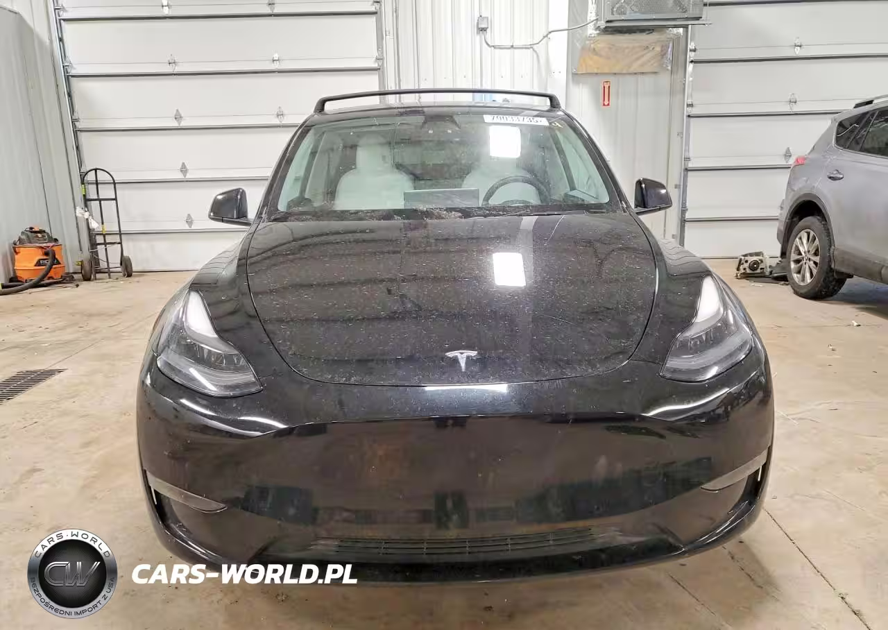 2022 Tesla Model Y VIN:7SAYGDEF0NF382724 - 5