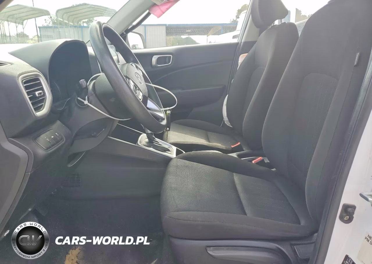 2021 Hyundai Venue Se VIN:KMHRB8A38MU067870 - 7