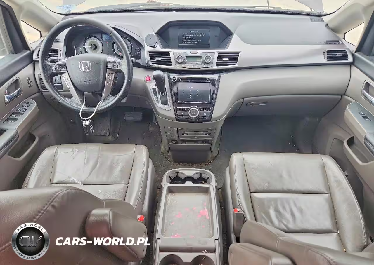2015 Honda Odyssey Touring VIN:5FNRL5H98FB071827 - 8