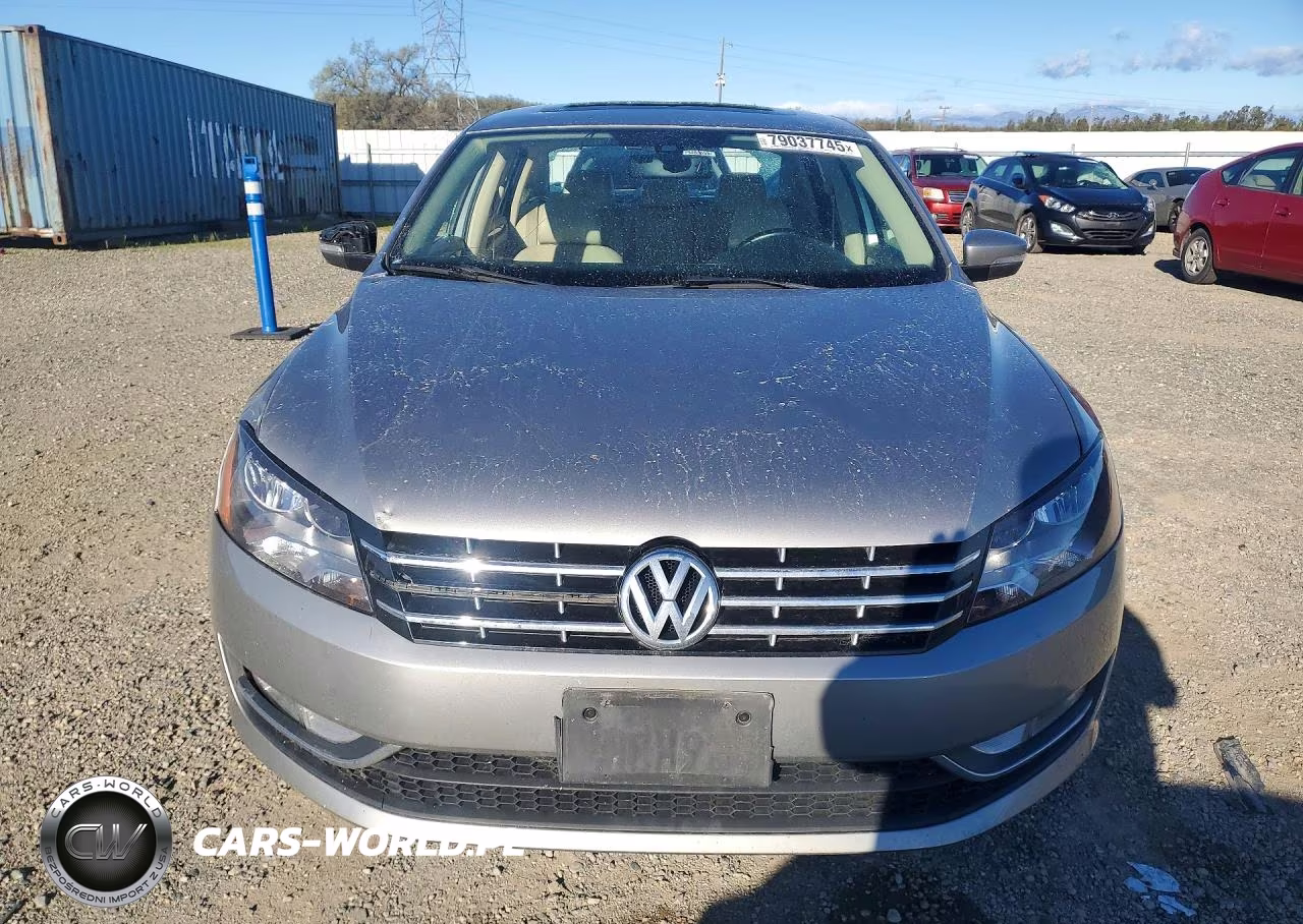 2013 Volkswagen Passat Sel VIN:1VWCN7A34DC110678 - 5
