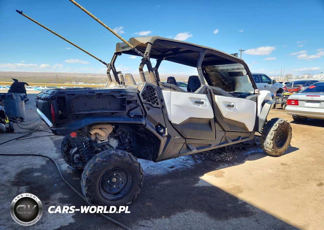 2023 Can-Am Commander Max 1000R Dps VIN:3JBABAX4XPK000073 - 3