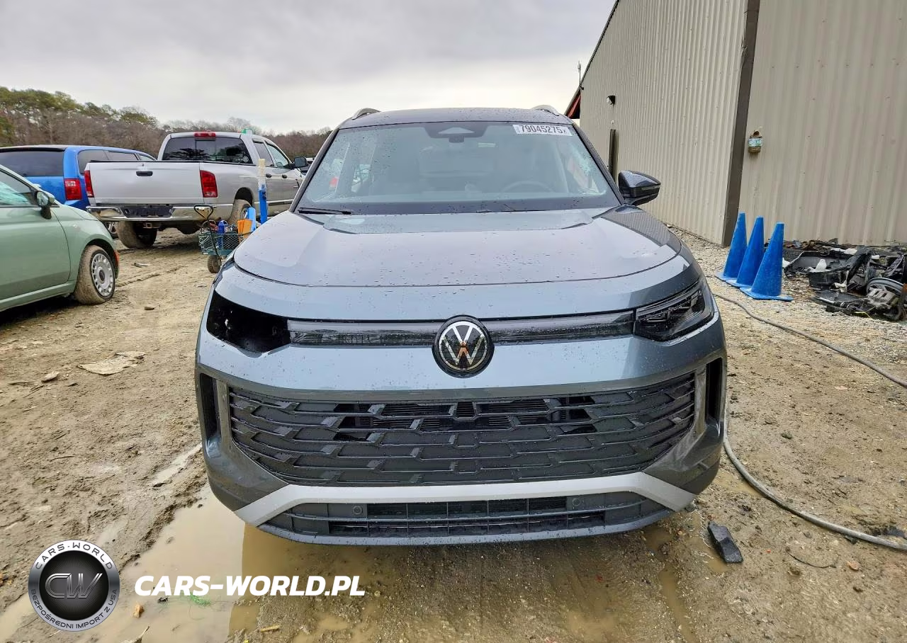 2025 Volkswagen Tiguan S VIN:3VVBR7RM1SM070105 - 5