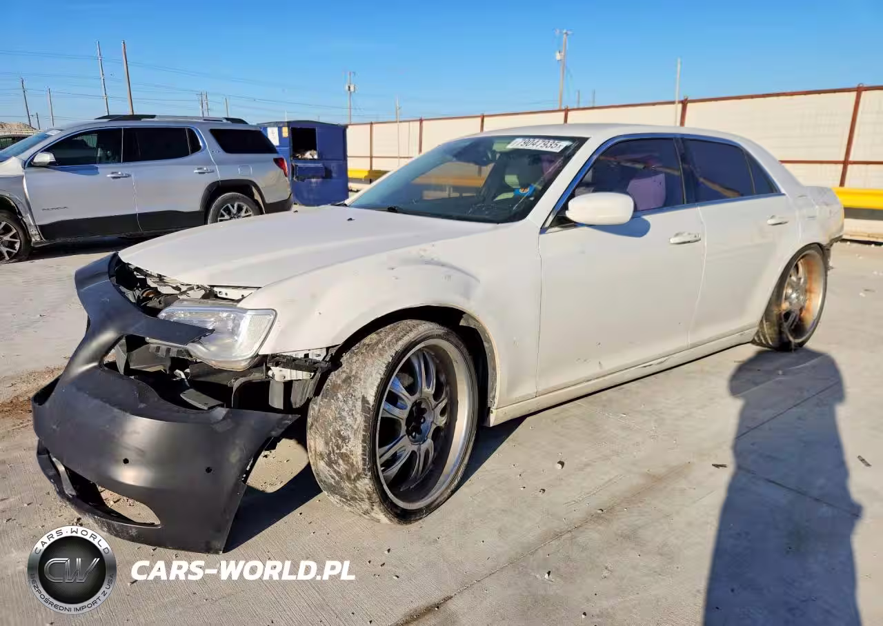 2015 Chrysler 300 Limited