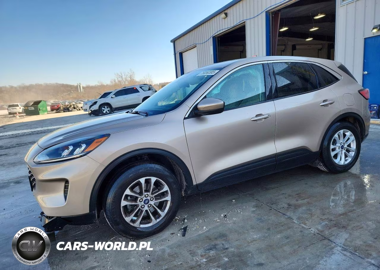 2021 Ford Escape Se