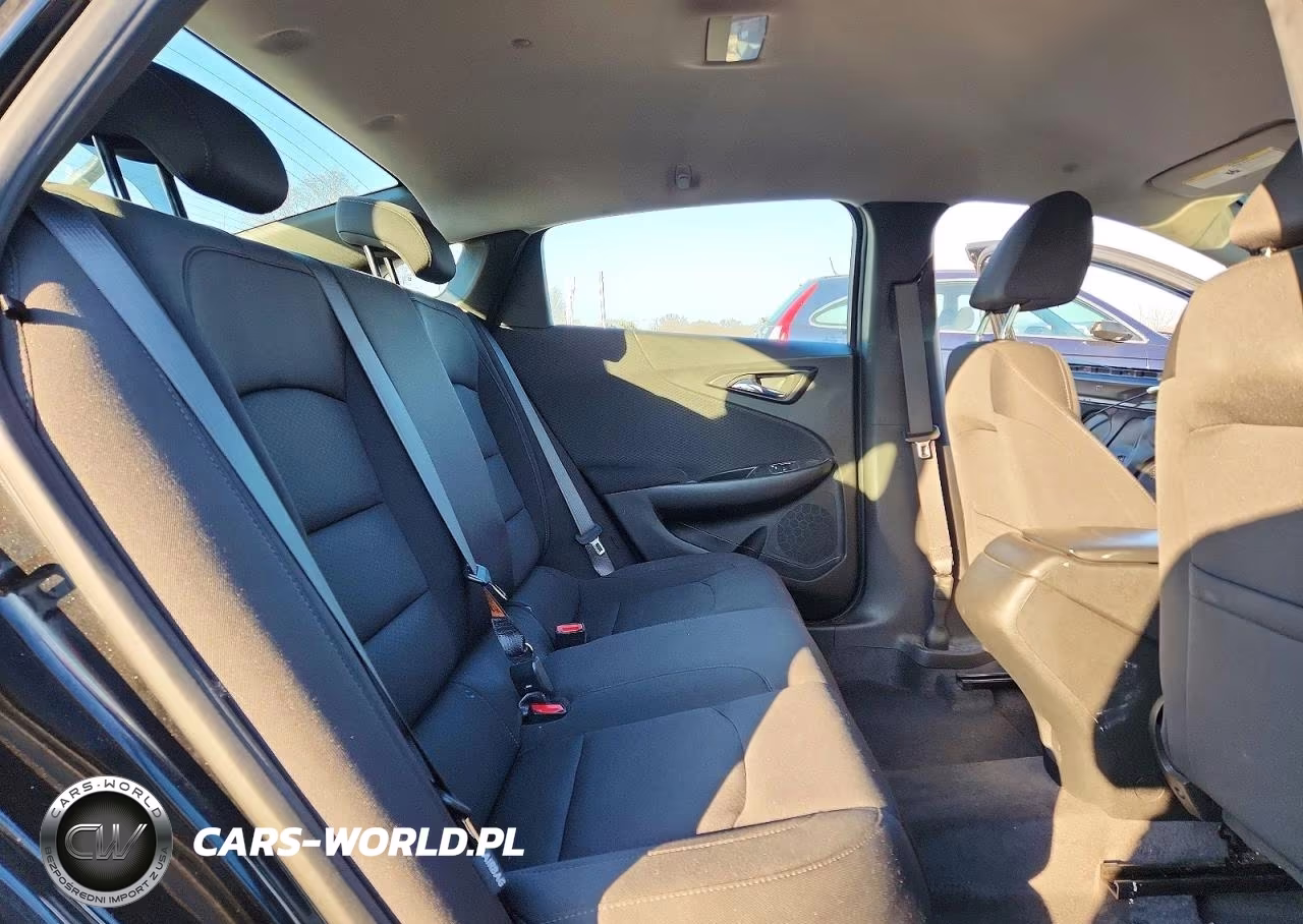 2020 Chevrolet Malibu Ls VIN:1G1ZC5ST8LF000082 - 10