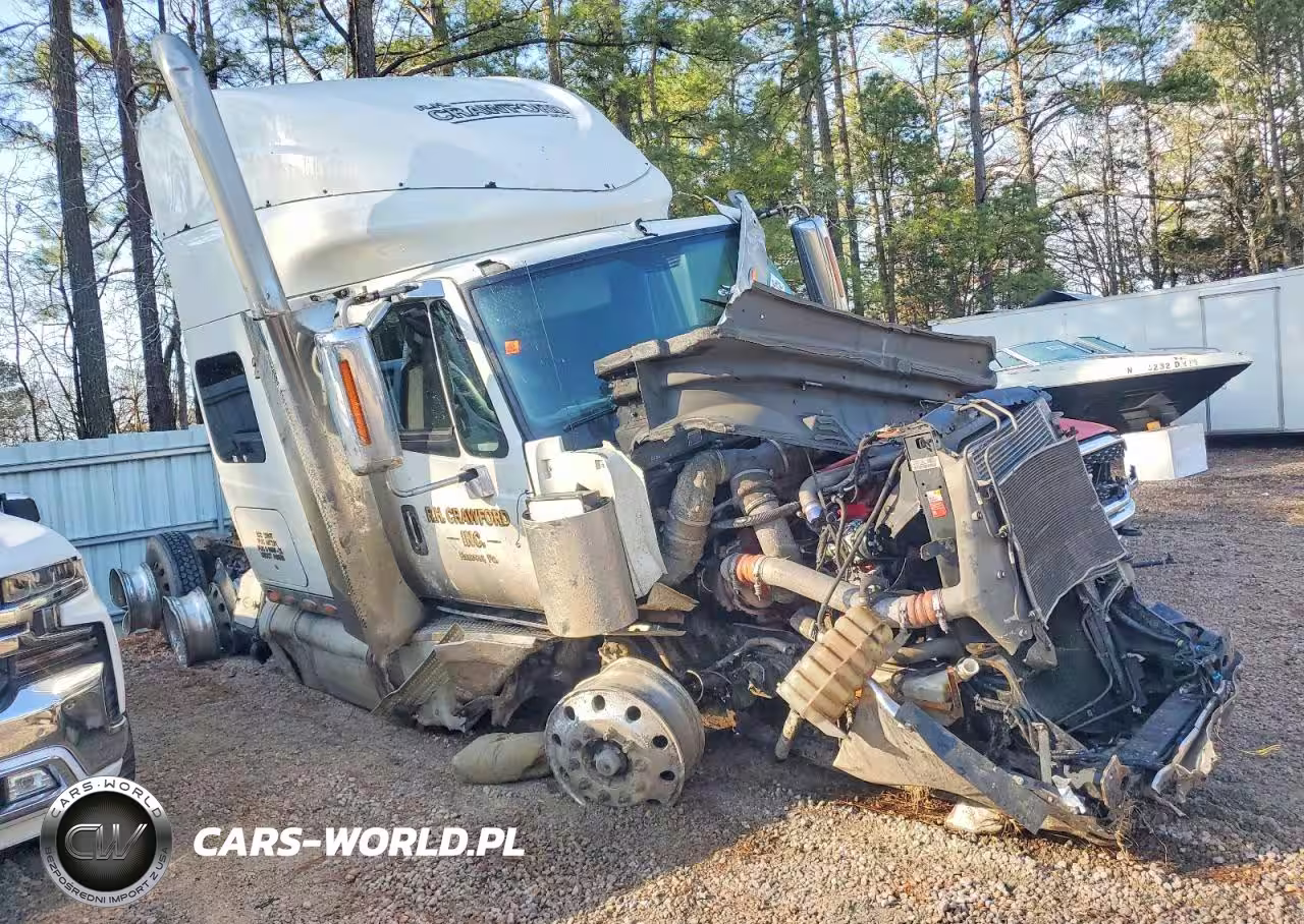 2017 International Lf517 Semi Truck