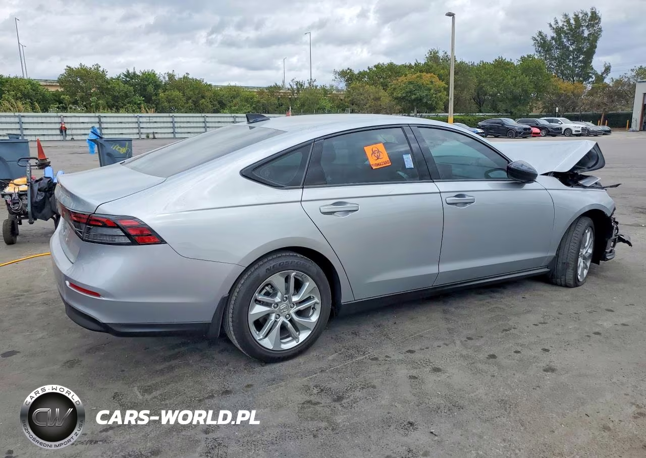 2025 Honda Accord Se VIN:1HGCY1F47SA073578 - 3