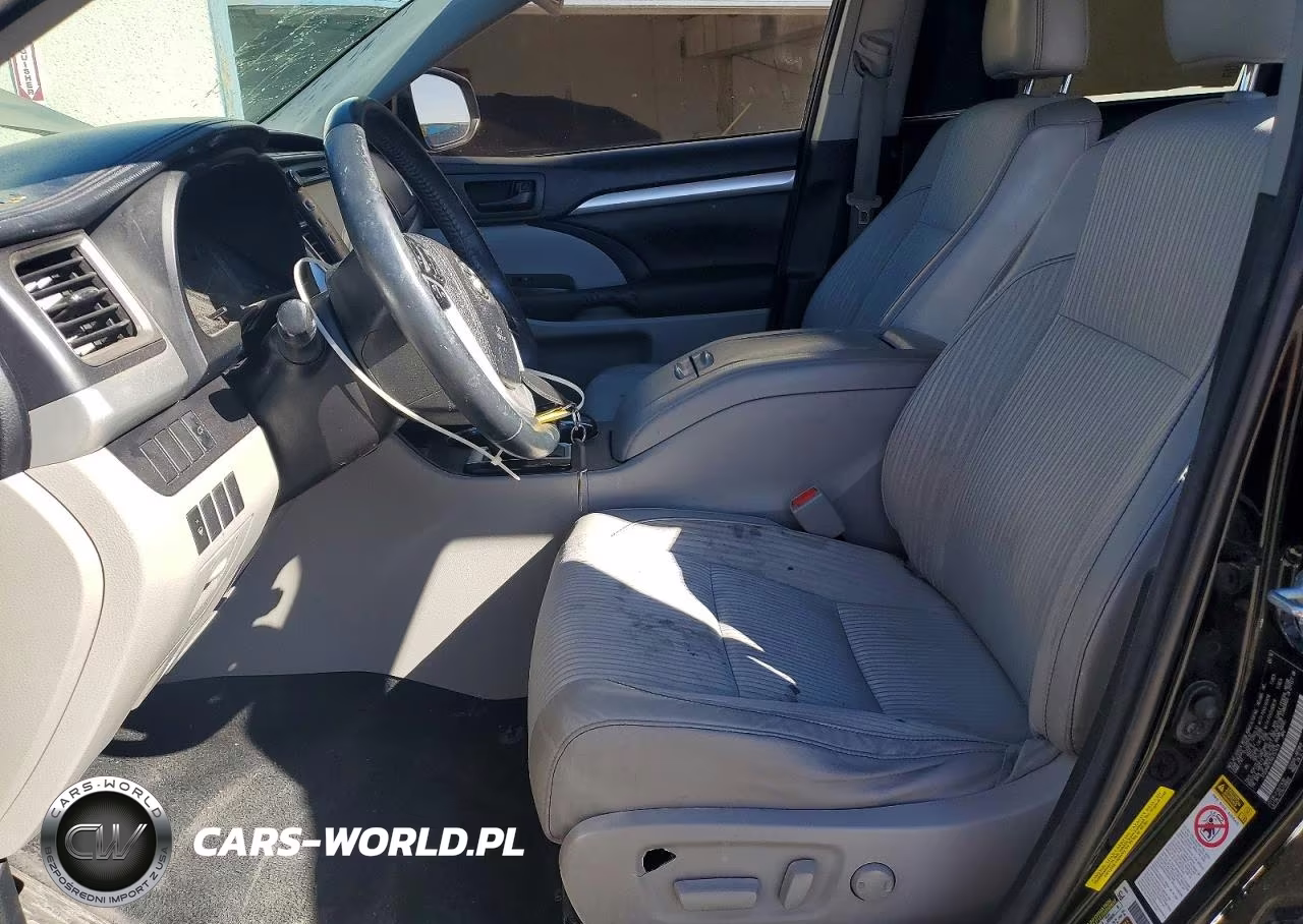 2016 Toyota Highlander Le Plus VIN:5TDZKRFH1GS157479 - 7