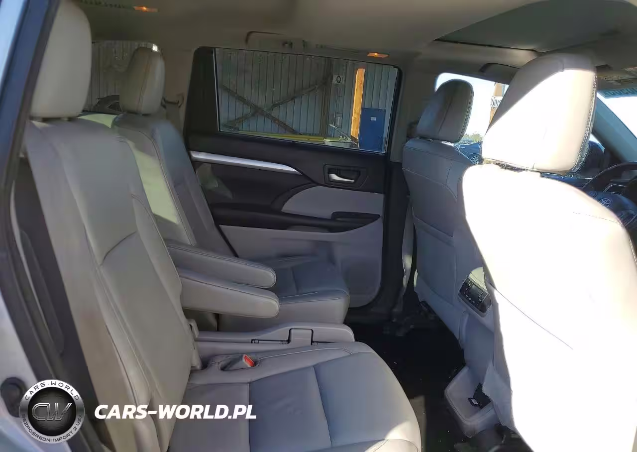 2017 Toyota Highlander Xle VIN:5TDKZRFH8HS511044 - 10