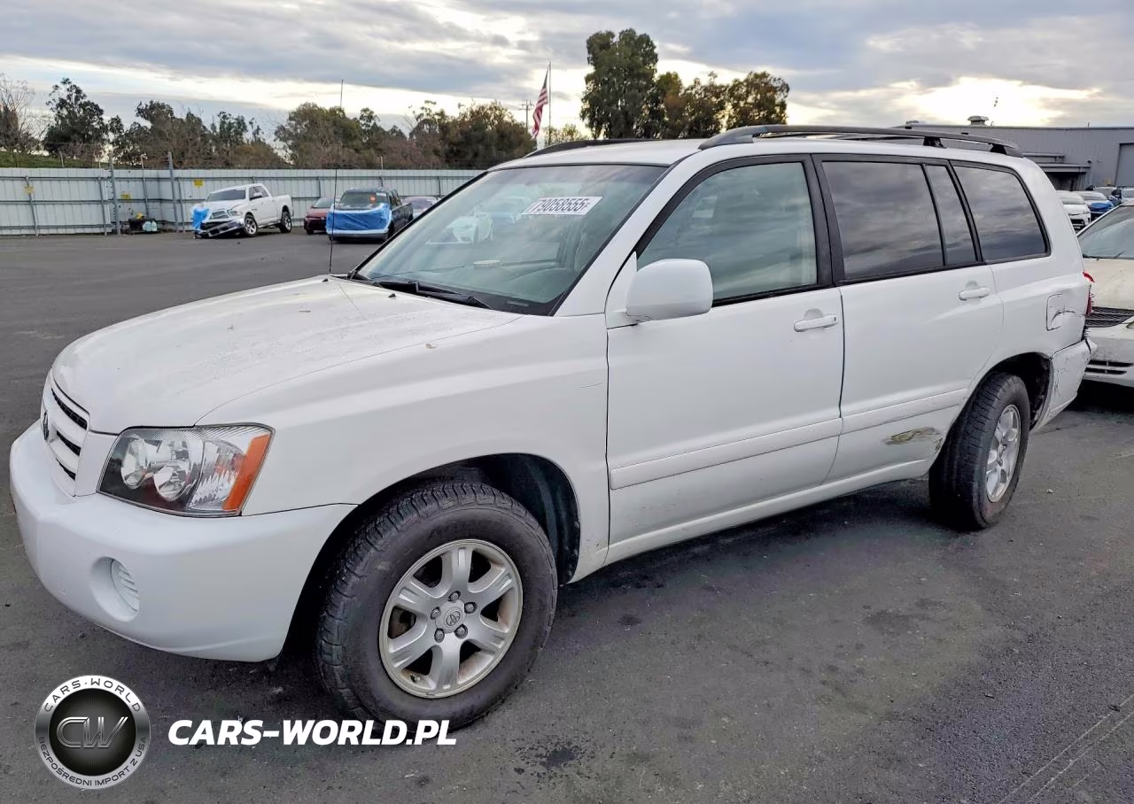 2001 Toyota Highlander Base
