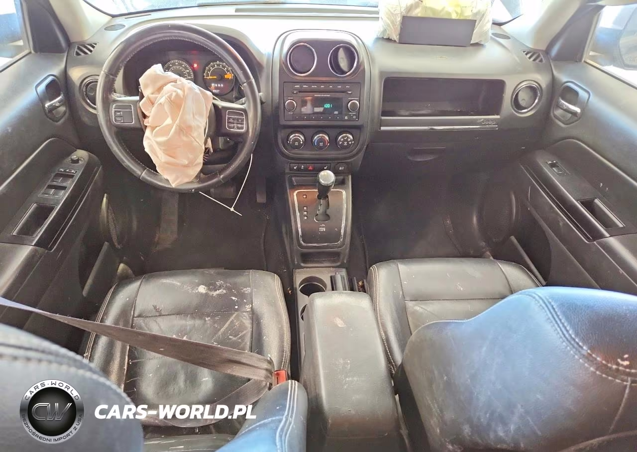 2015 Jeep Patriot Latitude VIN:1C4NJRFB8FD155381 - 8