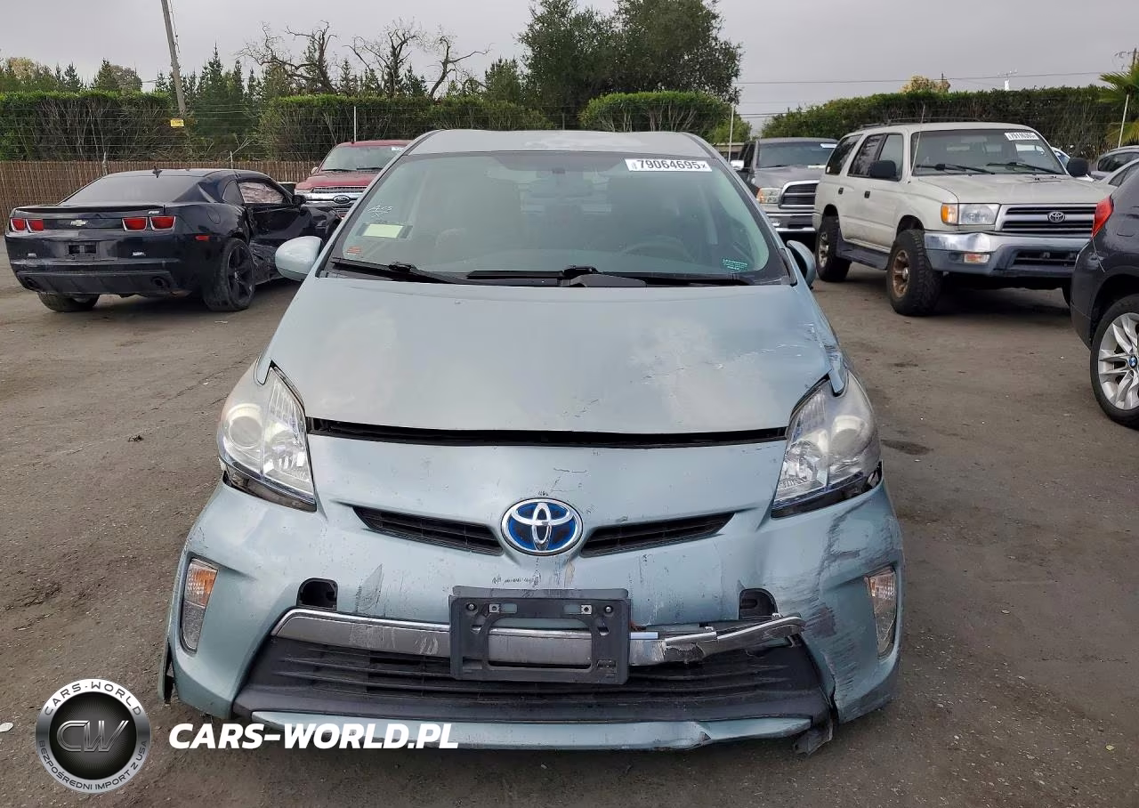 2014 Toyota Prius Plug-In Hybrid Base VIN:JTDKN3DP0E3062152 - 5