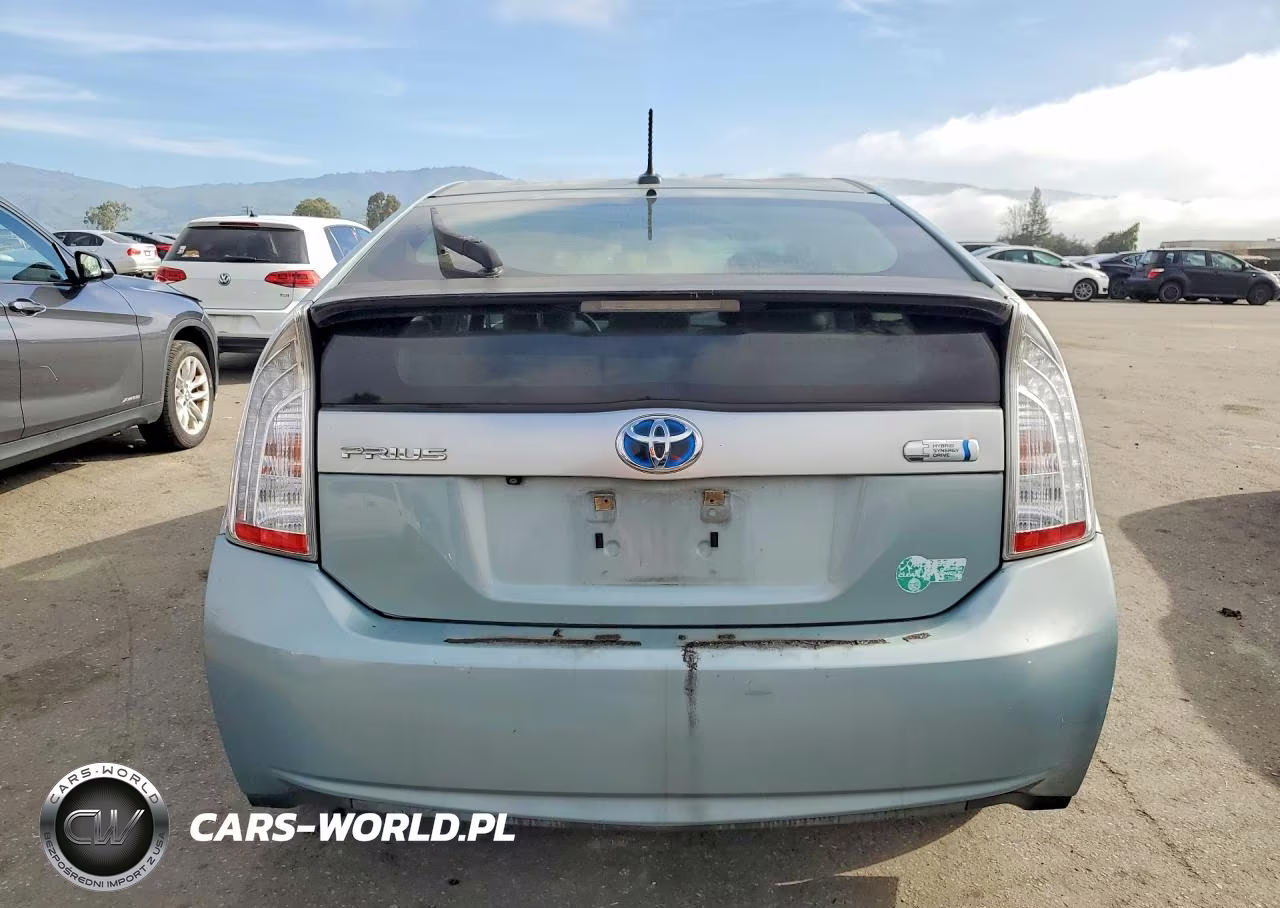 2014 Toyota Prius Plug-In Hybrid Base VIN:JTDKN3DP0E3062152 - 6