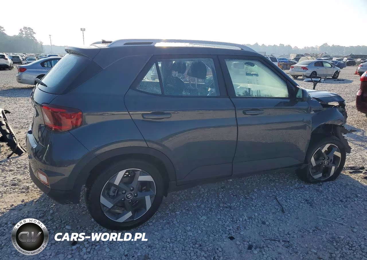 2023 Hyundai Venue Sel VIN:KMHRC8A38PU272834 - 3