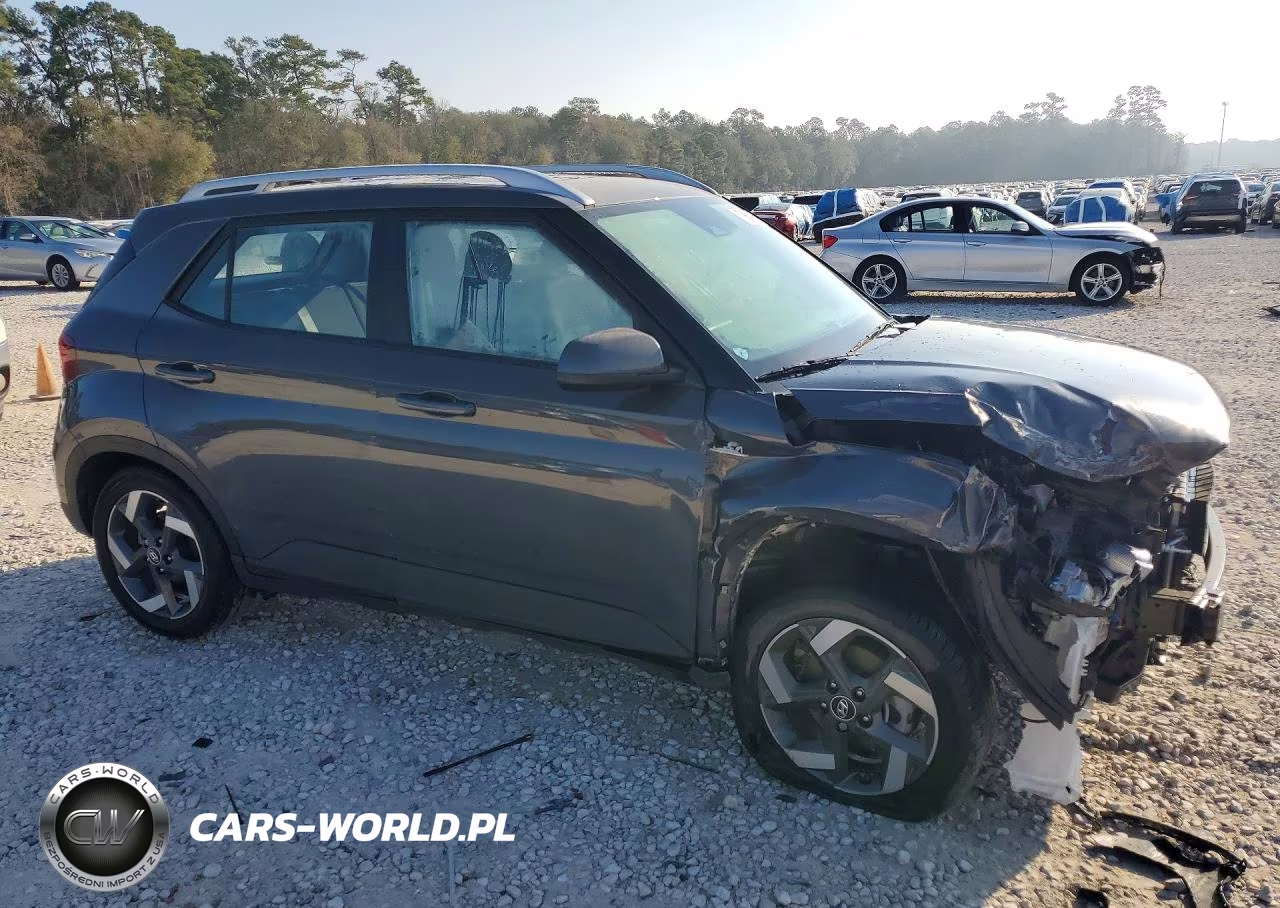 2023 Hyundai Venue Sel VIN:KMHRC8A38PU272834 - 4