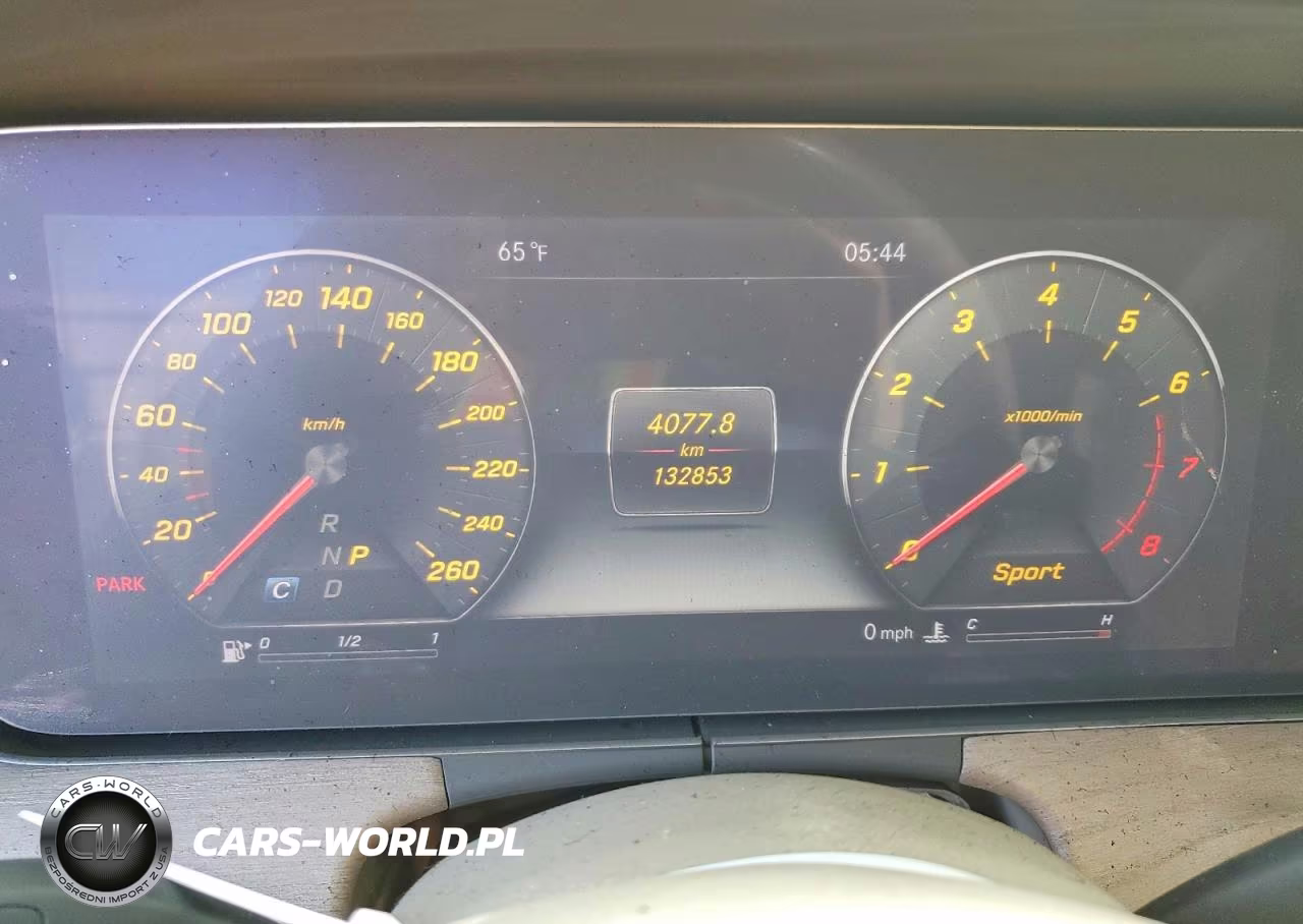 2018 Mercedes-Benz E 400 VIN:WDD1J6FB2JF026956 - 9