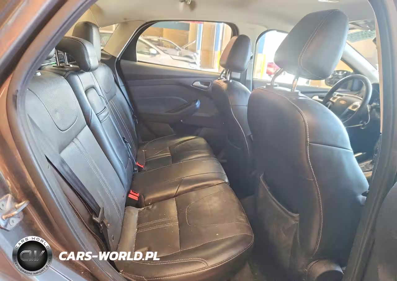 2012 Ford Focus Sel VIN:1FAHP3H29CL332470 - 10