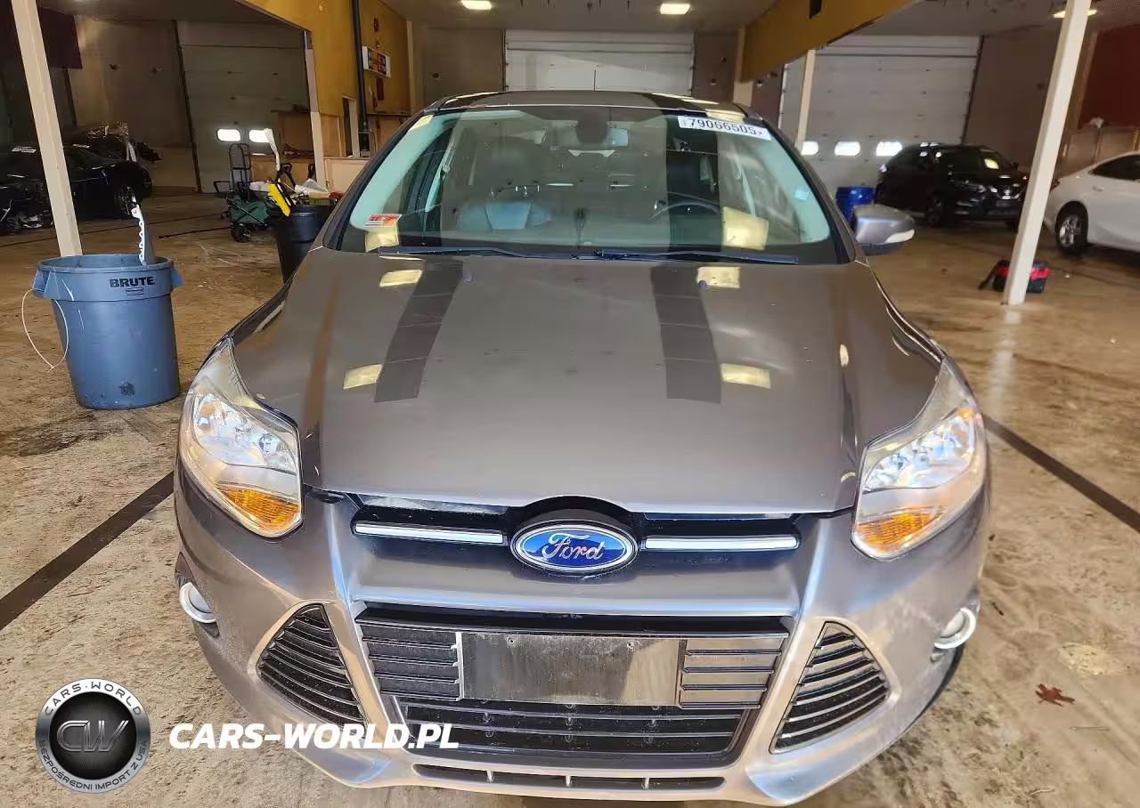2012 Ford Focus Sel VIN:1FAHP3H29CL332470 - 5