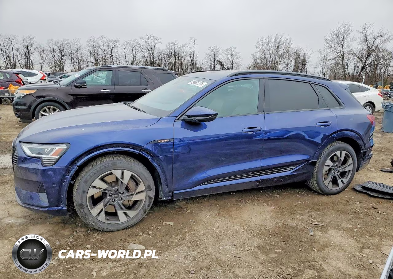2022 Audi E-Tron Premium