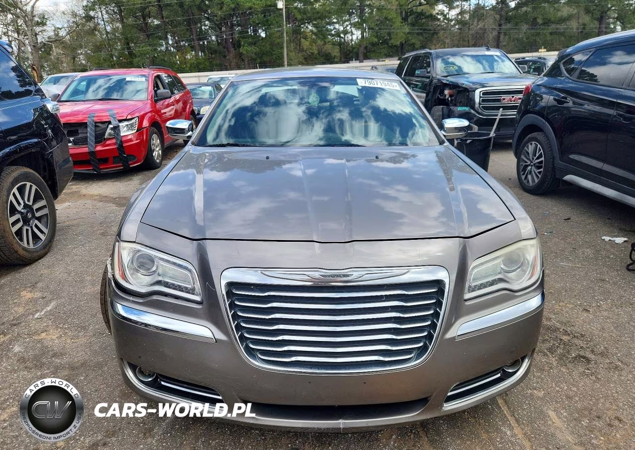 2014 Chrysler 300C VIN:2C3CCAEGXEH222312 - 5