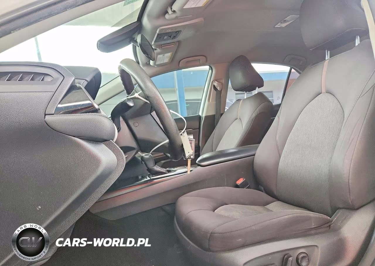 2019 Toyota Camry Le VIN:4T1B11HKXKU791520 - 7
