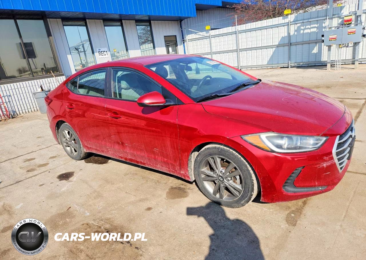2018 Hyundai Elantra Sel VIN:5NPD84LF6JH295739 - 4