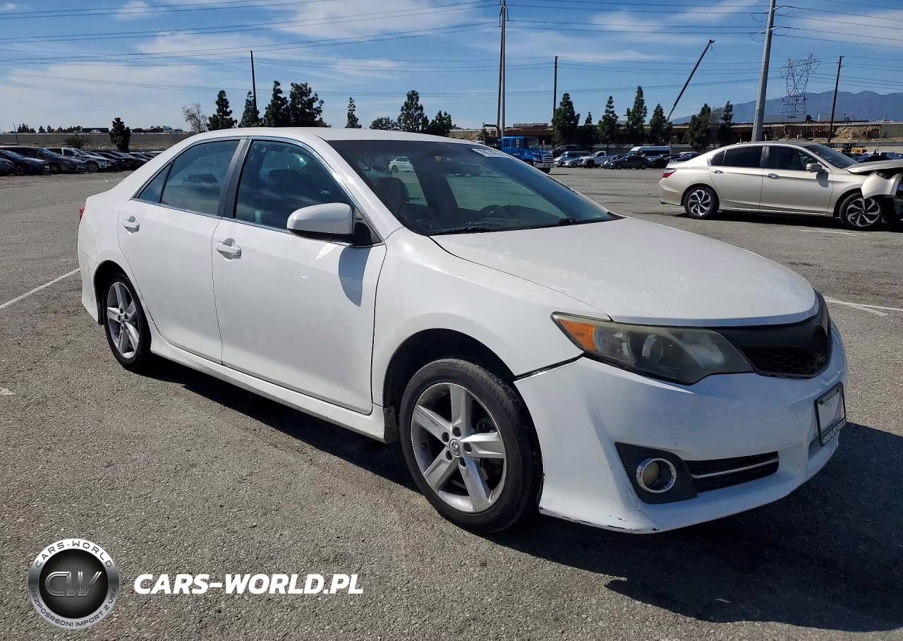 2013 Toyota Camry Se VIN:4T1BF1FK7DU297574 - 4
