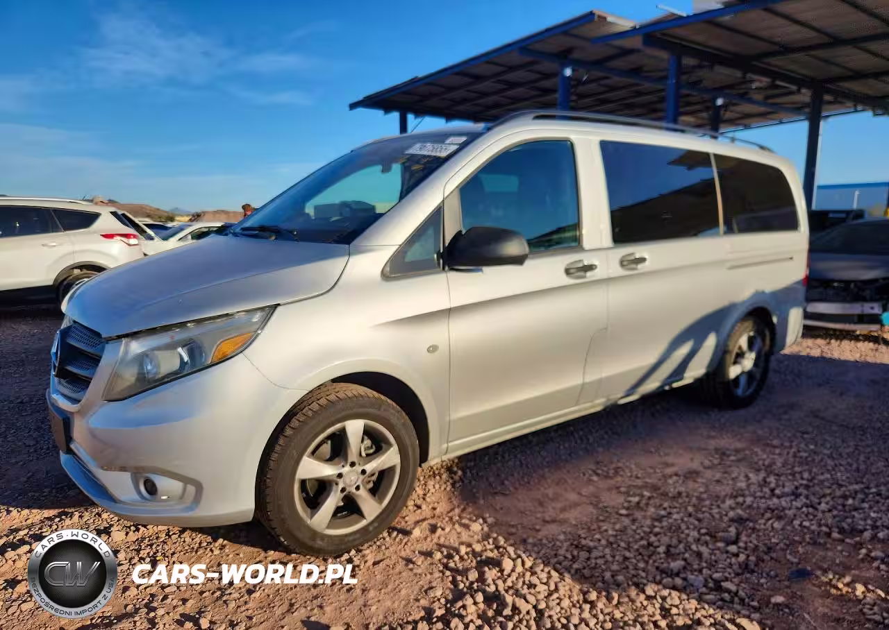 2016 Mercedes-Benz Metris