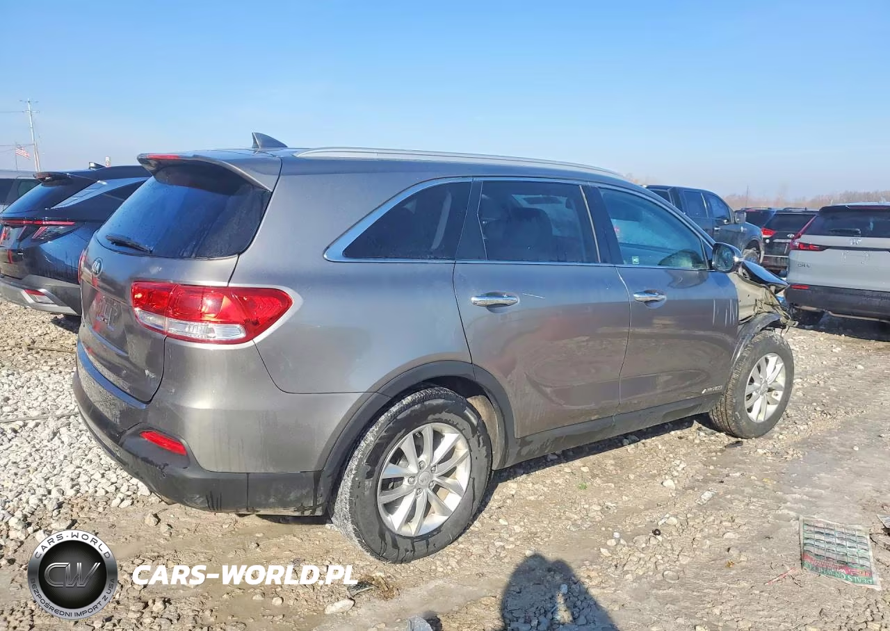 2016 Kia Sorento Lx V6 VIN:5XYPGDA56GG084289 - 3