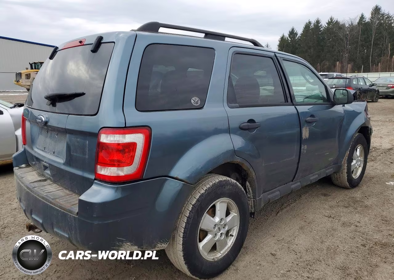2011 Ford Escape Xlt VIN:1FMCU0D71BKA32080 - 3