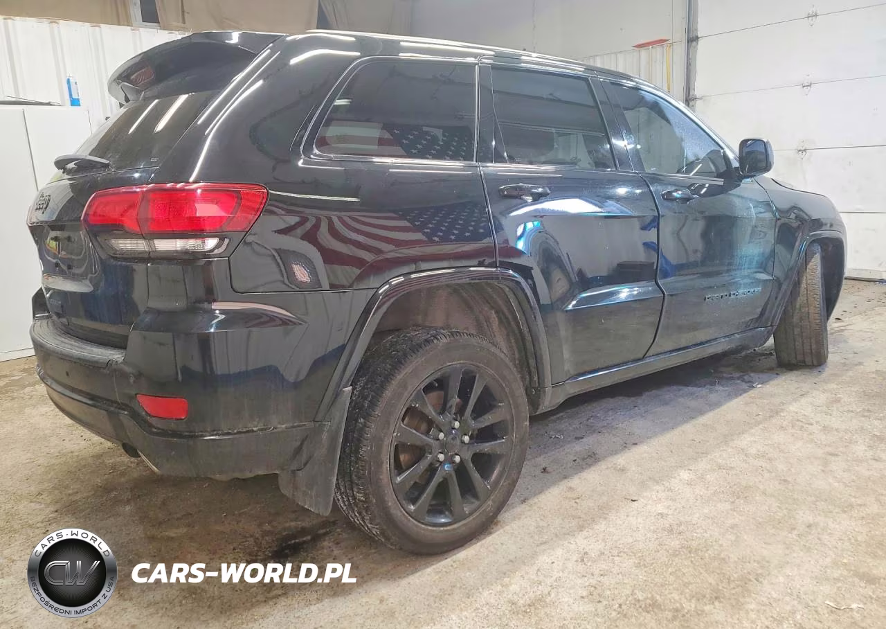 2019 Jeep Grand Cherokee Laredo VIN:1C4RJFAG9KC669159 - 3