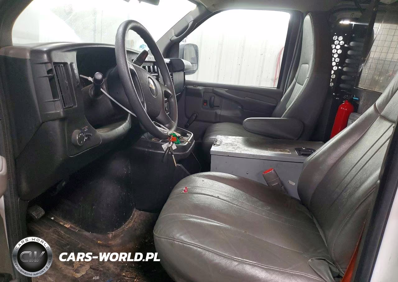 2013 Chev Express G2500 VIN:1GCWGFCA0D1136920 - 7
