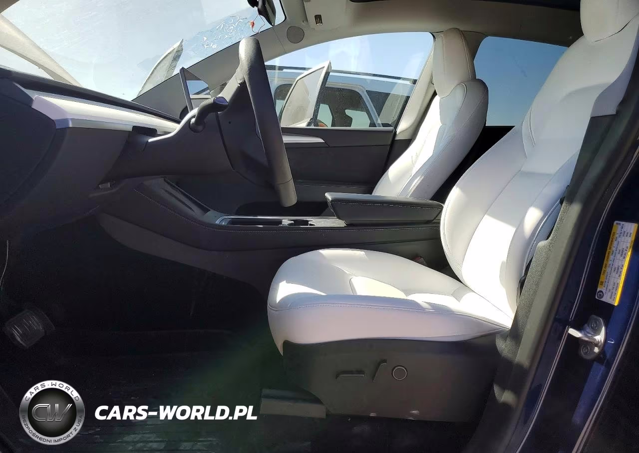 2023 Tesla Model Y VIN:7SAYGDEE3PA095255 - 7